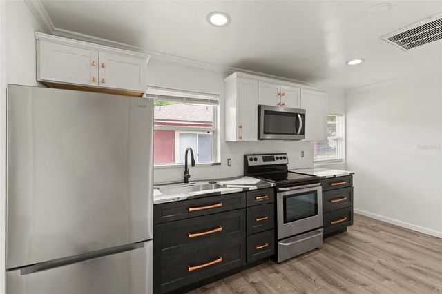 1605 E 29TH AVENUE, Tampa, FL 33605