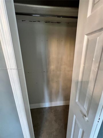 2502 Dewey Street, Hollywood, FL 33020