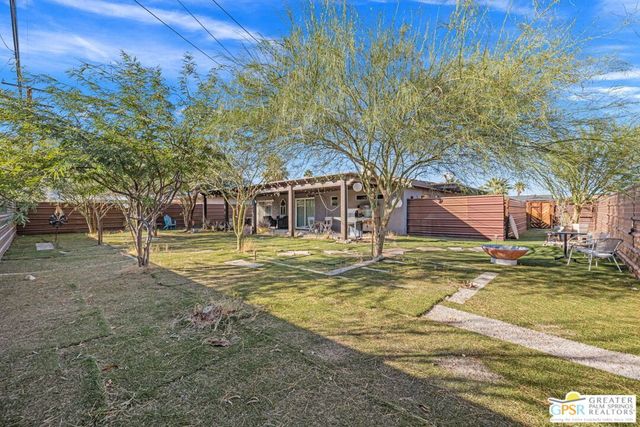 343 W Avenida Cerca, Palm Springs, CA 92262