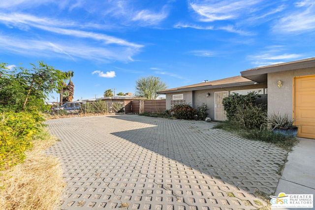 343 W Avenida Cerca, Palm Springs, CA 92262