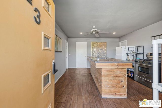 343 W Avenida Cerca, Palm Springs, CA 92262