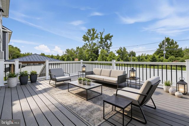 11 WESTMONT DR, Medford, NJ 08055