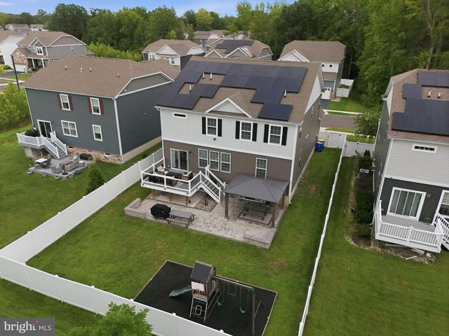 11 WESTMONT DR, Medford, NJ 08055