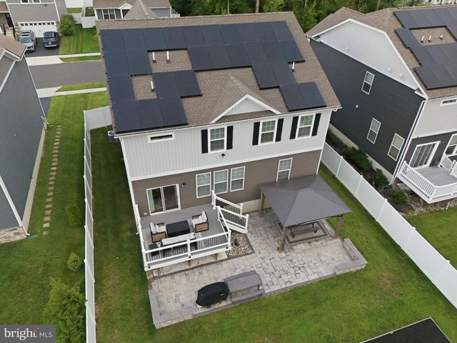 11 WESTMONT DR, Medford, NJ 08055