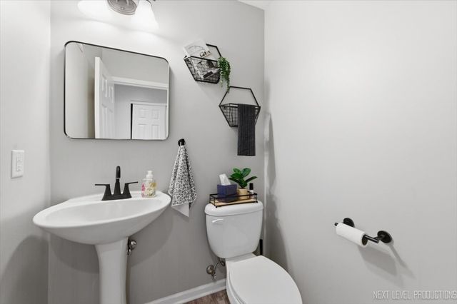 585 Vine Street, Hampshire, IL 60140