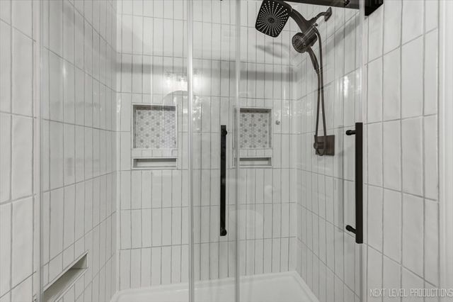 585 Vine Street, Hampshire, IL 60140