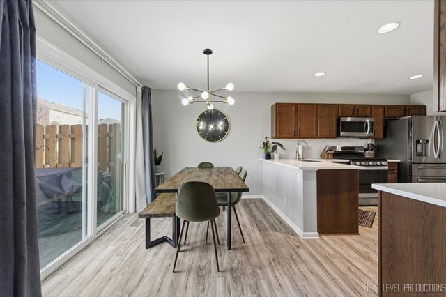 585 Vine Street, Hampshire, IL 60140