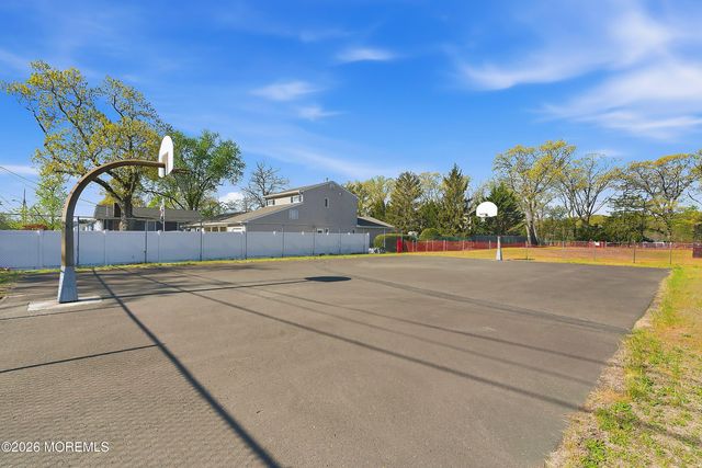 100 Hudson Avenue, Hazlet, NJ 07734