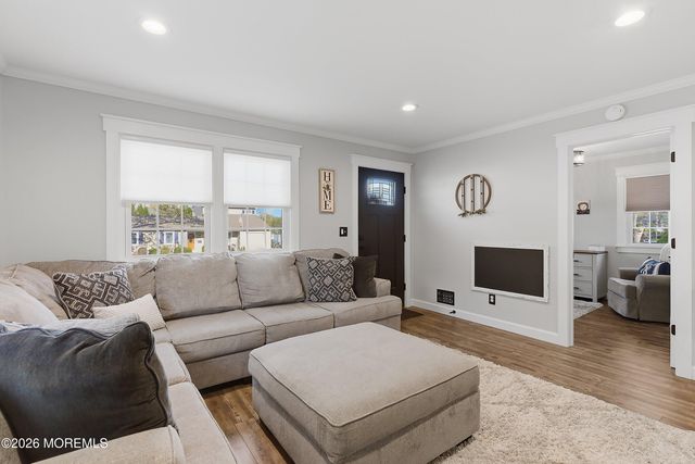 100 Hudson Avenue, Hazlet, NJ 07734