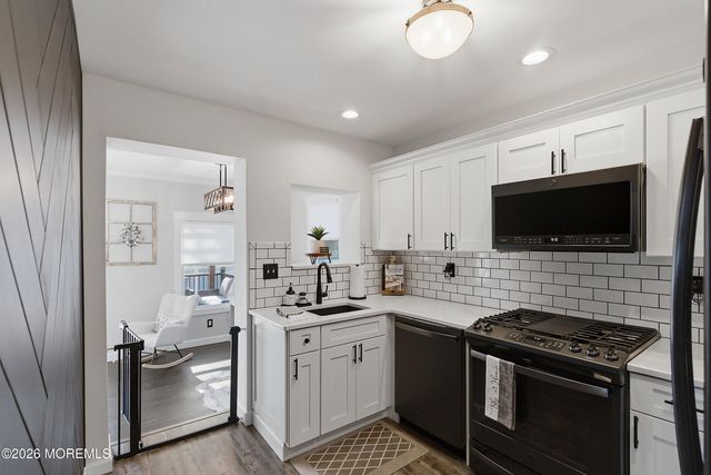 100 Hudson Avenue, Hazlet, NJ 07734