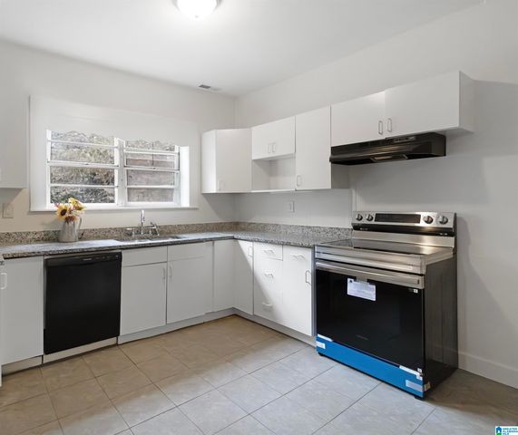 5036 GODFREY ROAD, Adamsville, AL 35005