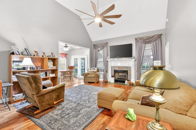 1322 Alamo Ave, Murfreesboro, TN 37129