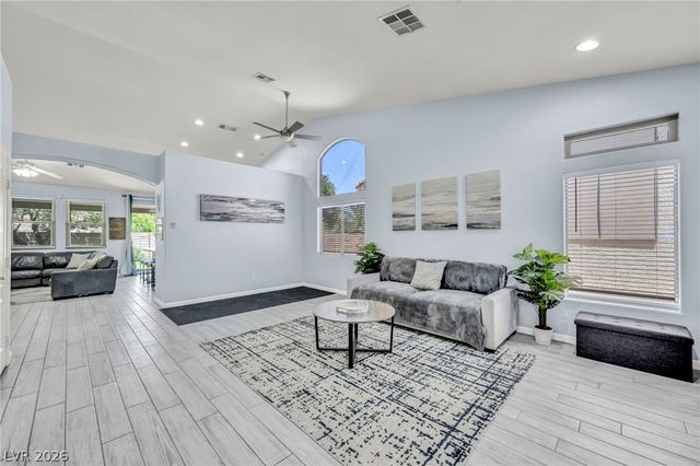5300 Whisper Lake Avenue, Las Vegas, NV 89131