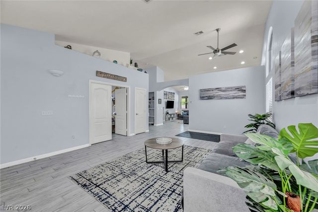 5300 Whisper Lake Avenue, Las Vegas, NV 89131
