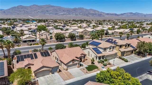 5300 Whisper Lake Avenue, Las Vegas, NV 89131