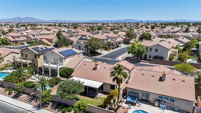 5300 Whisper Lake Avenue, Las Vegas, NV 89131