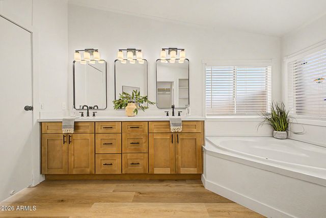 41111 N RABBIT BRUSH Trail, San Tan Valley, AZ 85140