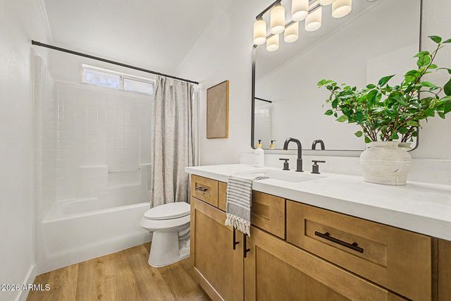 41111 N RABBIT BRUSH Trail, San Tan Valley, AZ 85140