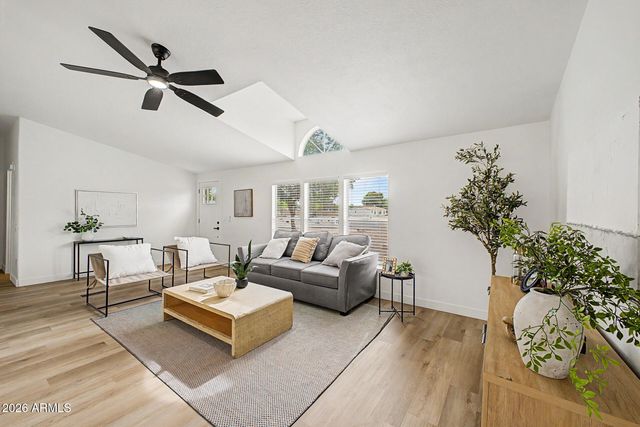 41111 N RABBIT BRUSH Trail, San Tan Valley, AZ 85140