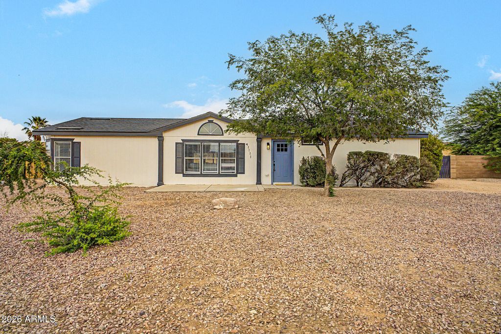 41111 N RABBIT BRUSH Trail, San Tan Valley, AZ 85140