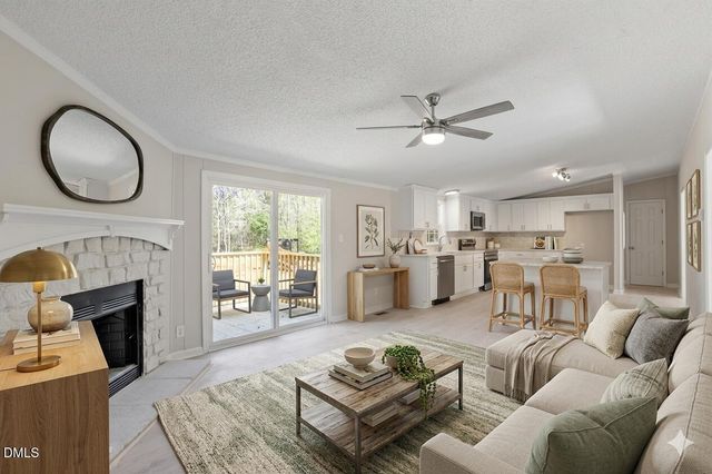 6631 Roundstone Lane, Oxford, NC 27565