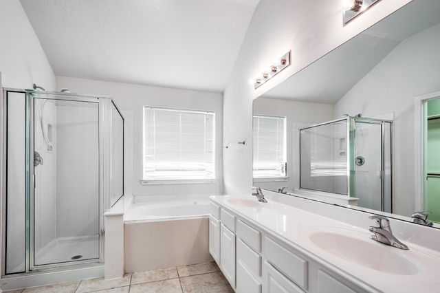 8402 Coleus Lane, Baytown, TX 77521