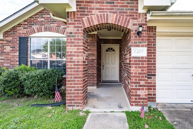 8402 Coleus Lane, Baytown, TX 77521