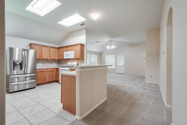 8402 Coleus Lane, Baytown, TX 77521