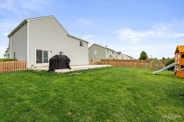 352 Coneflower Drive, Minooka, IL 60447