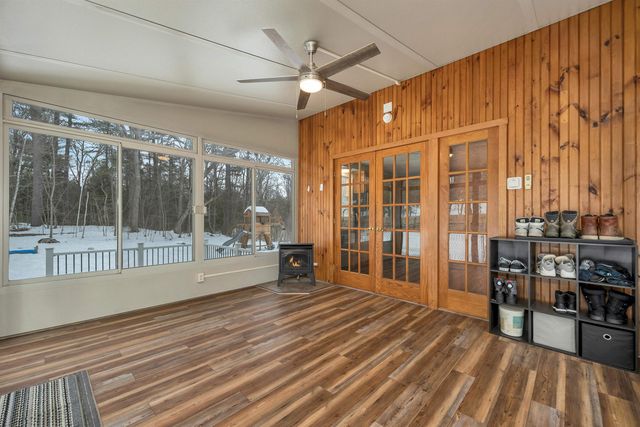 18 Ridgecrest Drive, Hudson, NH 03051