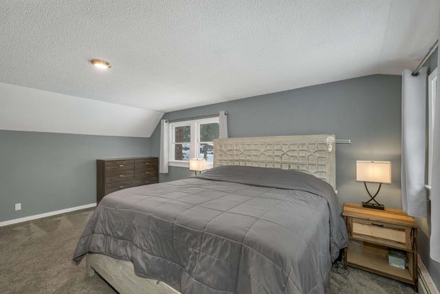 18 Ridgecrest Drive, Hudson, NH 03051