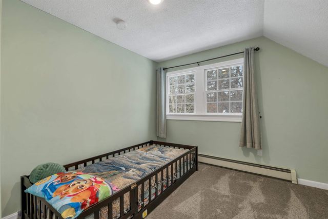 18 Ridgecrest Drive, Hudson, NH 03051