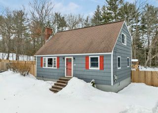 18 Ridgecrest Drive, Hudson, NH 03051