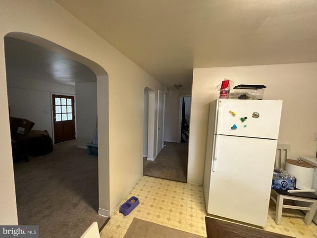 9947 CROSSFIELD RD, Hagerstown, MD 21740