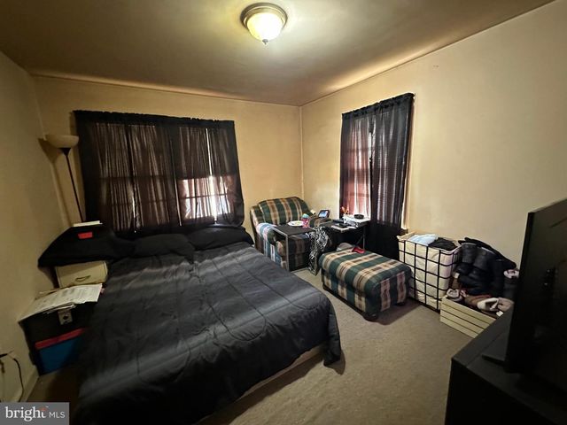 9947 CROSSFIELD RD, Hagerstown, MD 21740