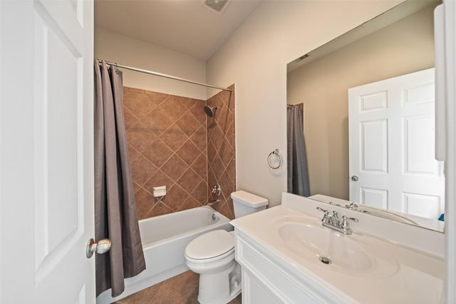 2613 Link Road, Houston, TX 77009