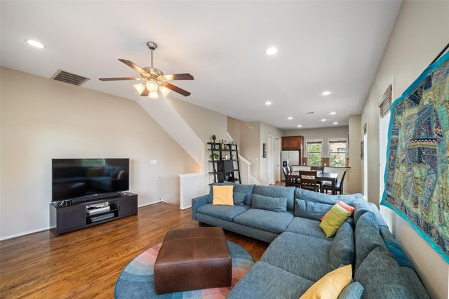2613 Link Road, Houston, TX 77009