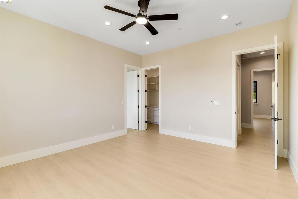 Image 15 of property listing at 3271 Woodleigh Ln, Cameron Park, CA 95682