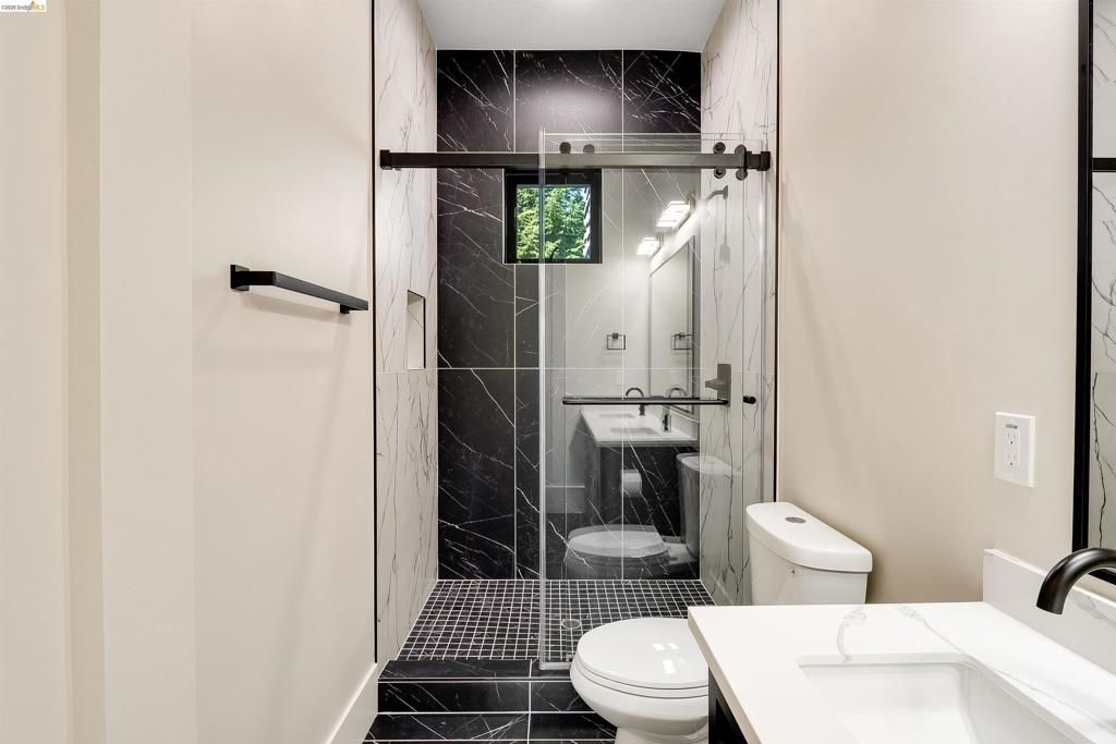 Image 24 of property listing at 3271 Woodleigh Ln, Cameron Park, CA 95682