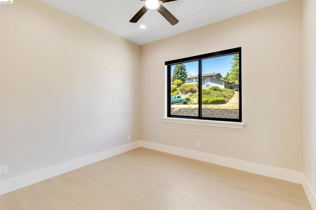 Image 25 of property listing at 3271 Woodleigh Ln, Cameron Park, CA 95682