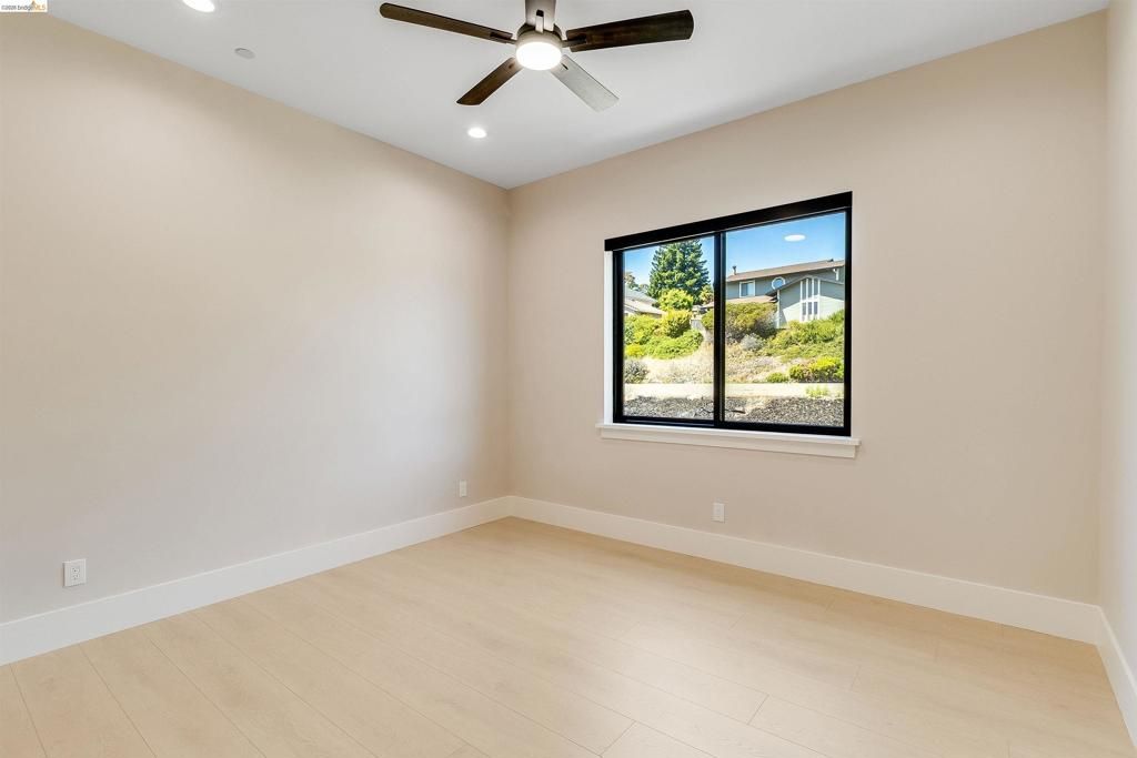 Image 28 of property listing at 3271 Woodleigh Ln, Cameron Park, CA 95682