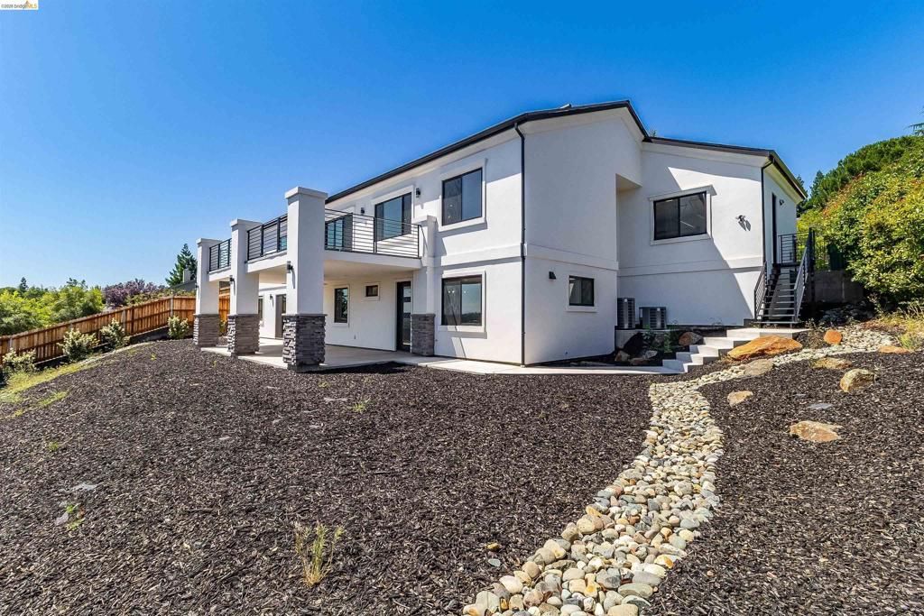 Image 38 of property listing at 3271 Woodleigh Ln, Cameron Park, CA 95682