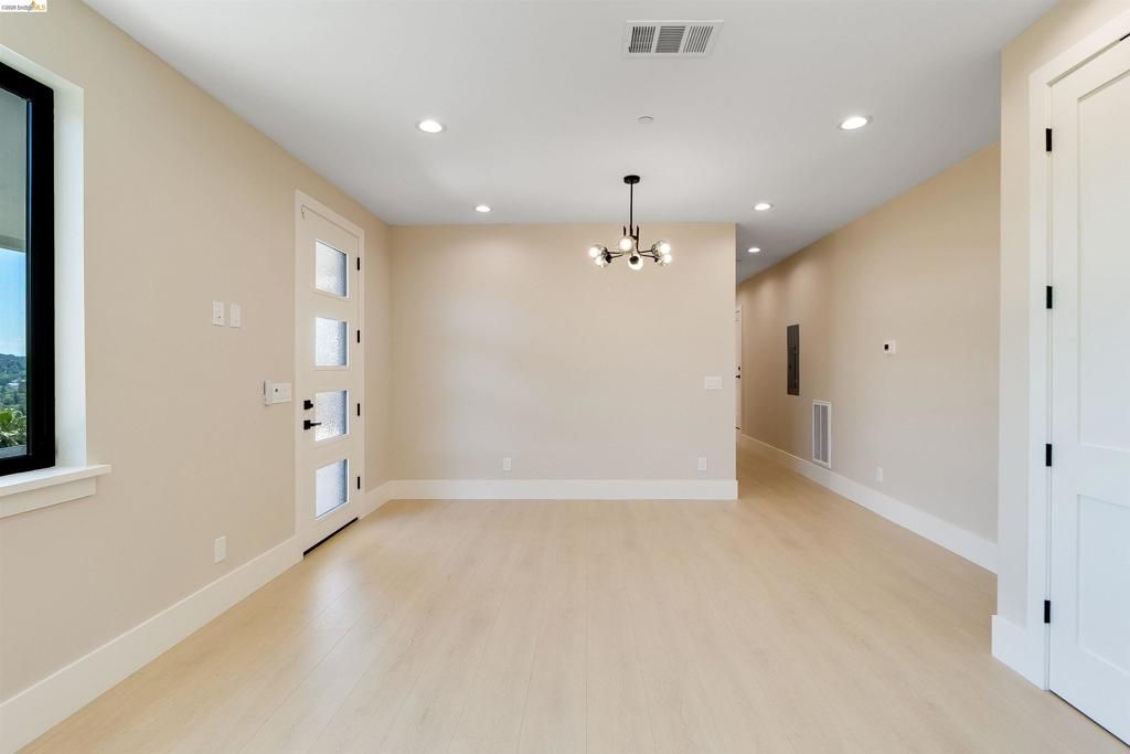 Image 45 of property listing at 3271 Woodleigh Ln, Cameron Park, CA 95682