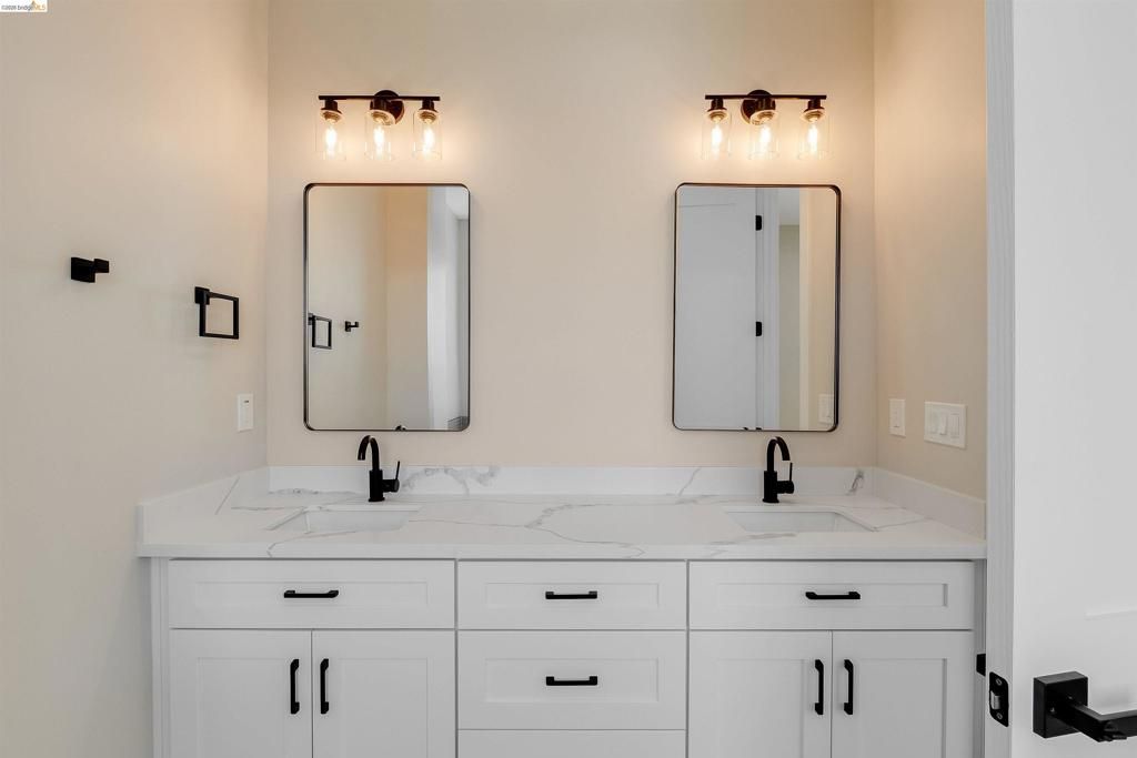Image 59 of property listing at 3271 Woodleigh Ln, Cameron Park, CA 95682