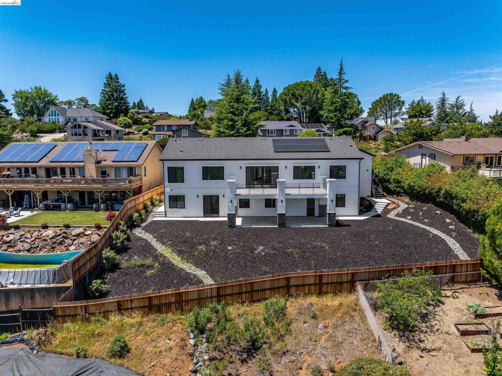 Image 66 of property listing at 3271 Woodleigh Ln, Cameron Park, CA 95682