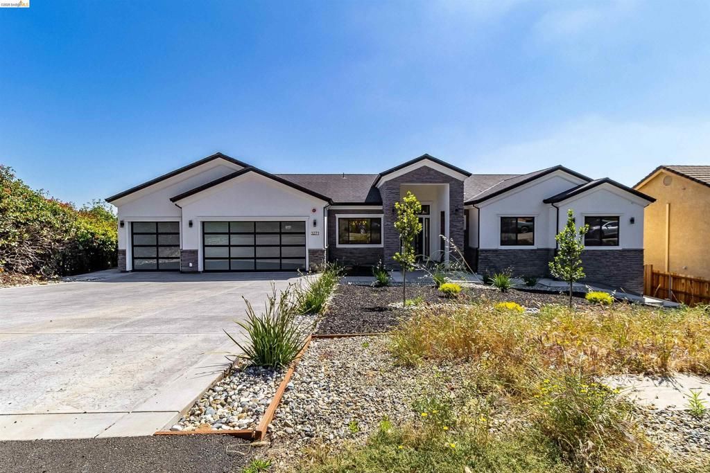 Image 73 of property listing at 3271 Woodleigh Ln, Cameron Park, CA 95682