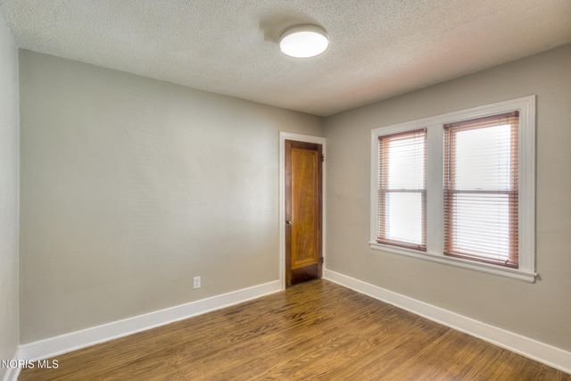 2644 Oak Grove Place, Toledo, OH 43613