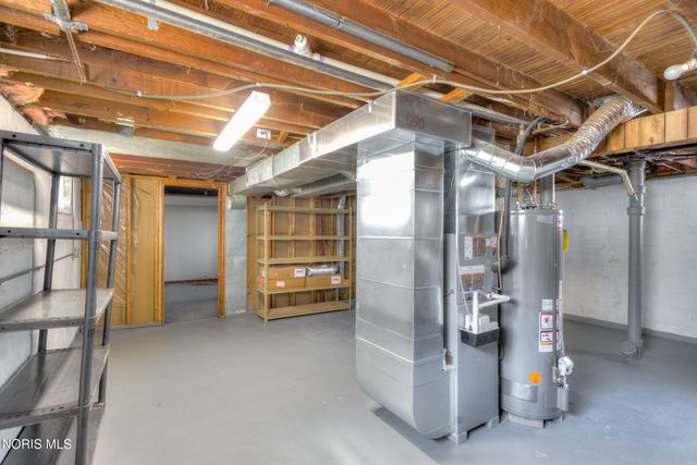 2644 Oak Grove Place, Toledo, OH 43613