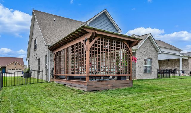 1433 Hereford Blvd, Clarksville, TN 37043