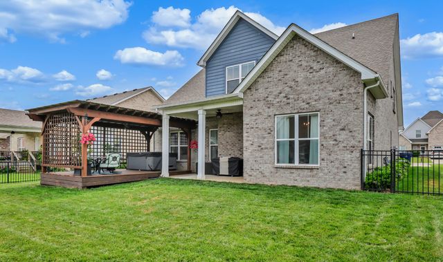 1433 Hereford Blvd, Clarksville, TN 37043